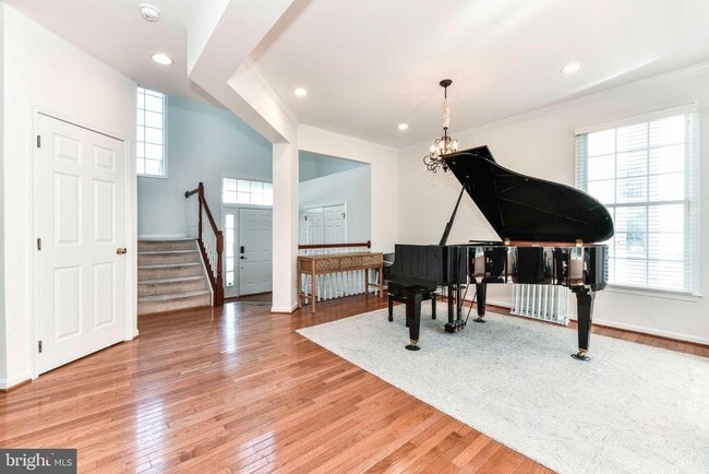 Photo - 46342 Summerhill Pl