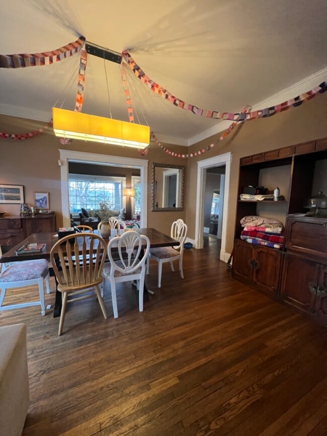 Photo - 759 Roycroft Pl