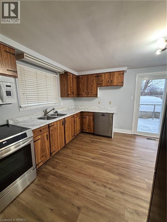 Photo - 327 Cole Rd