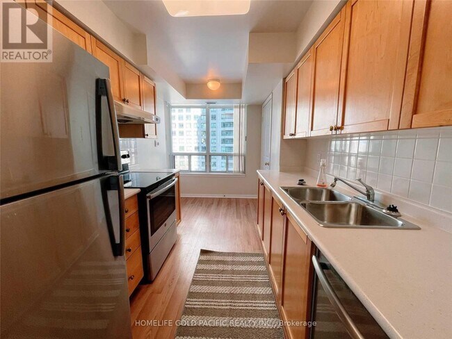 Photo - 8 Hillcrest Ave Unit 1007