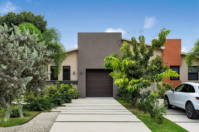 Photo - 826 SW 14th Ct Unidad SI FL1-ID1475648P