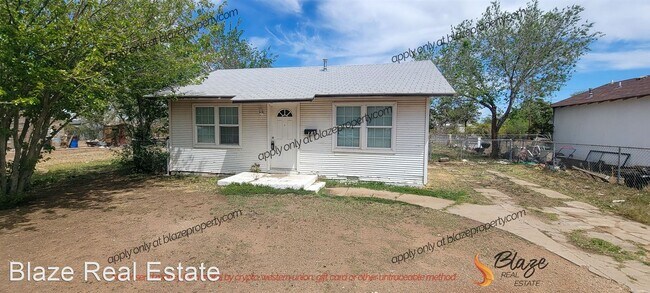 Photo - 2 br, 1 bath House - 736 N Houston