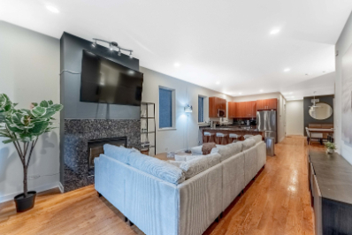Building Photo - 1044 N Wolcott Ave Unit 1 Rental