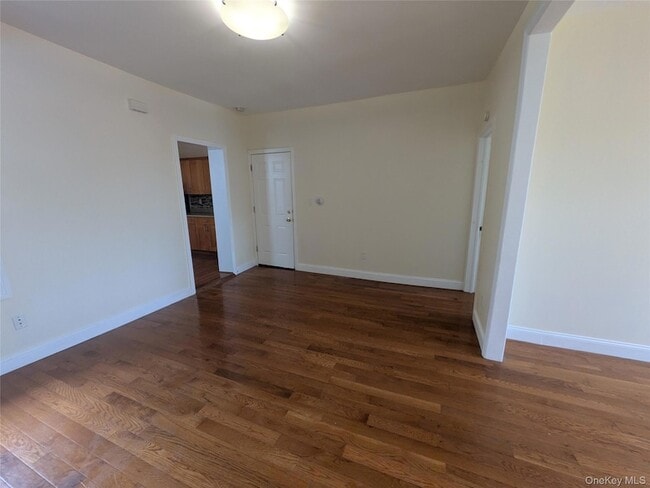 Photo - 215-03 Jamaica Ave Unit 2