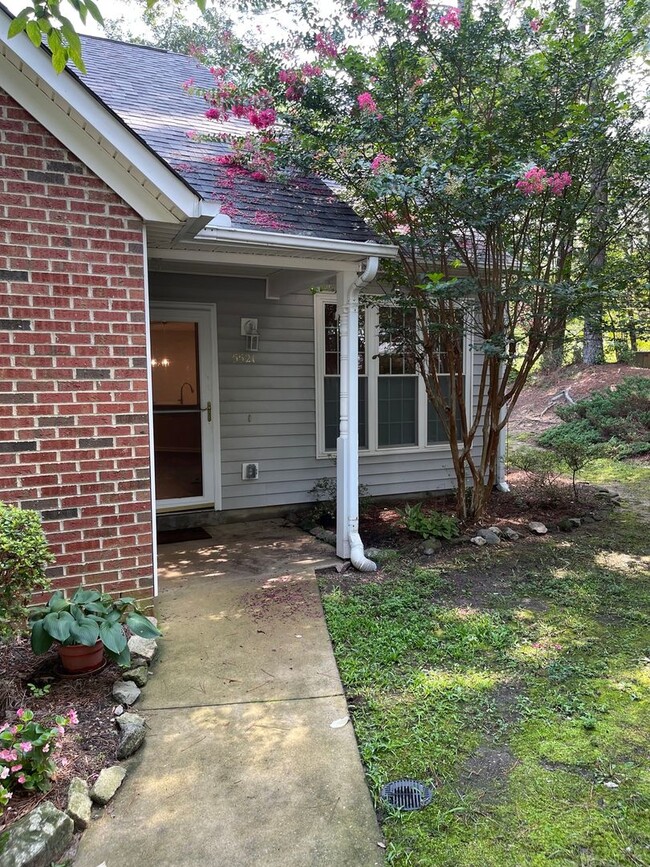 Building Photo - 5521 Fieldcross Ct Rental