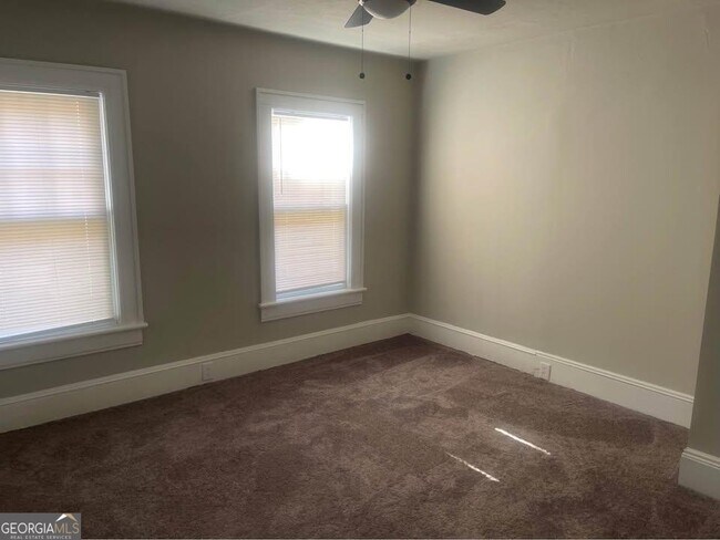 Photo - 2154 Napier Ave