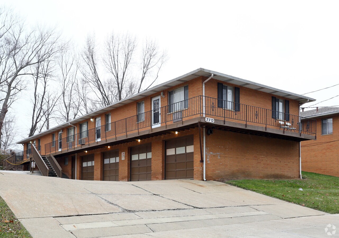 Photo - 750-780 Baltimore Ave