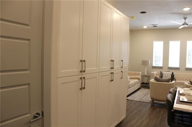Photo - 1902 Moser Ave Unidad 5C