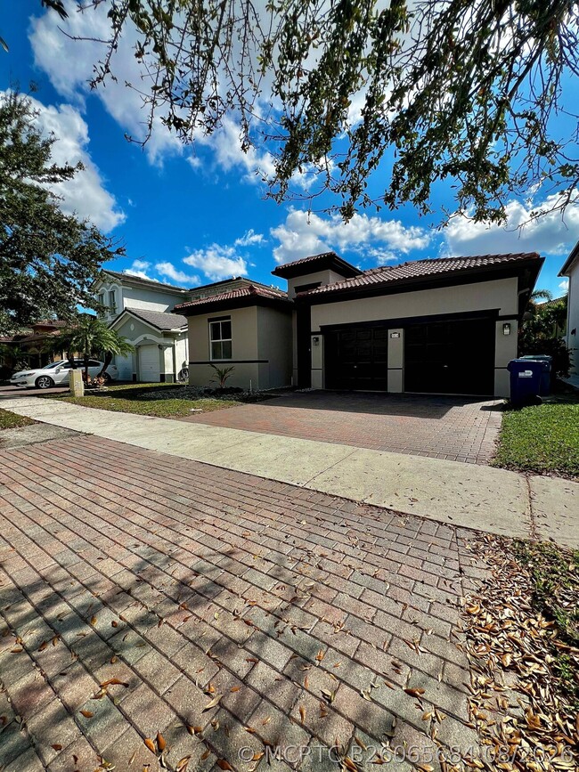 8874 NW 182nd St