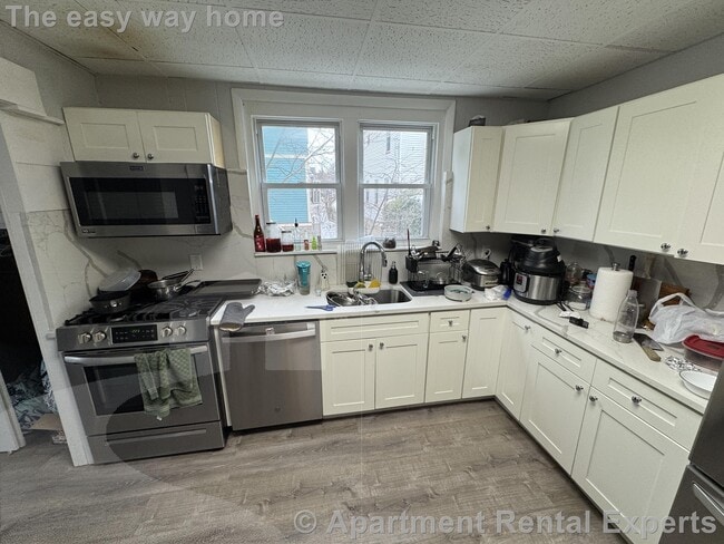 Photo - 11 Burnham St Unit #1