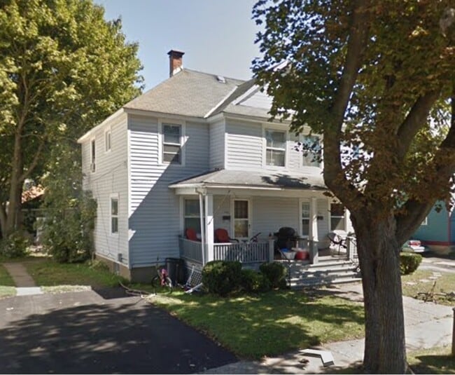 Building Photo - 506 W Chemung St Rental