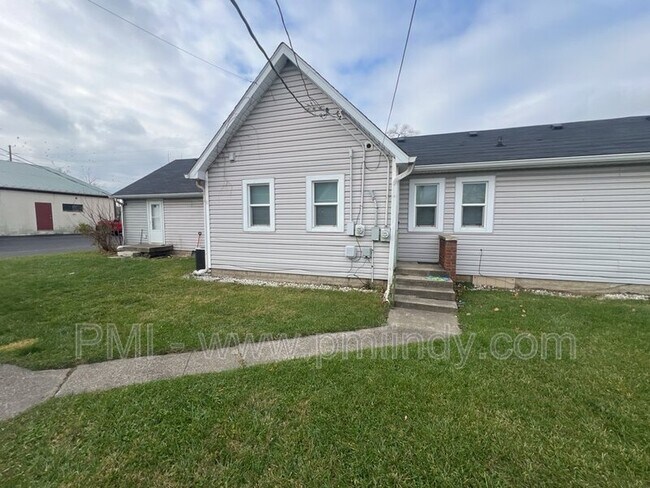 Photo - 129 N 2nd Ave
