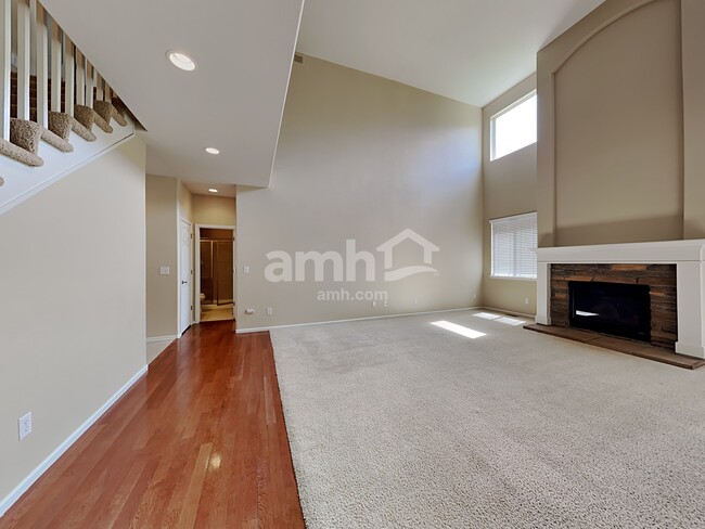 Photo - 1556 S Catawba Cir