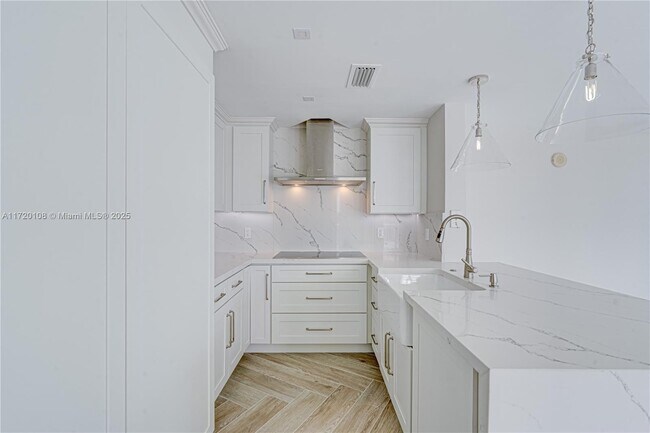 Photo - 275 NE 18th St Unit PH-07