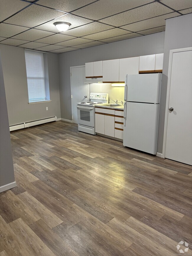 Building Photo - 344 Washington Ave Rental