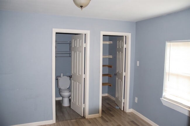 Photo - 806 Granville Dr