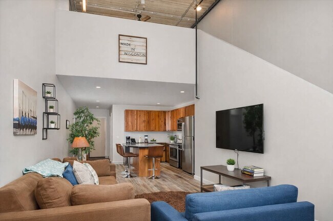 Photo - 217 S Badger Ave Unit SI ID1387451P