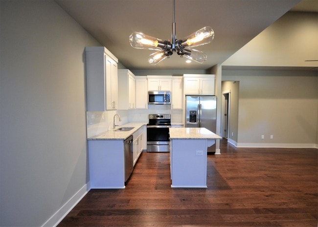 Photo - 2023 S Florida Way