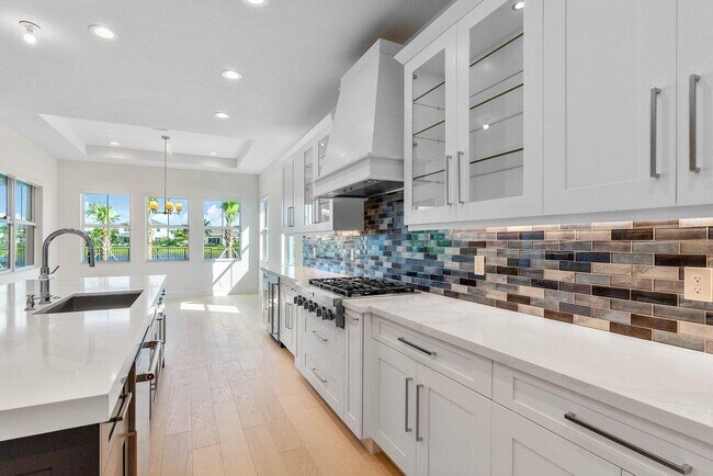Photo - 9237 Crestview Cir