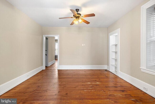 Photo - 161 Hermitage St