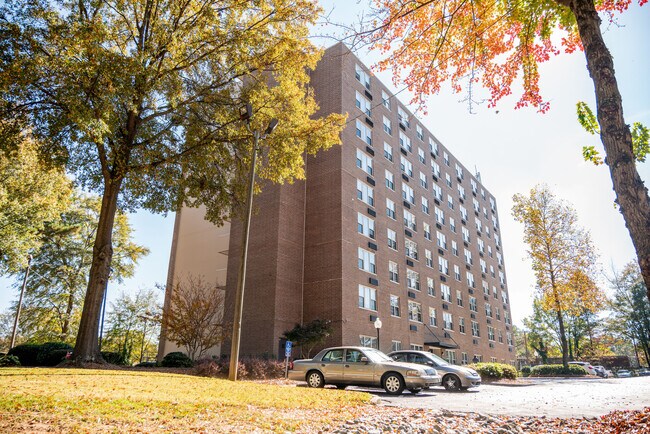 Photo - Silvertree Atlanta