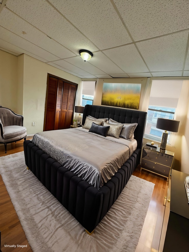 Photo - 521 E Westmoreland St