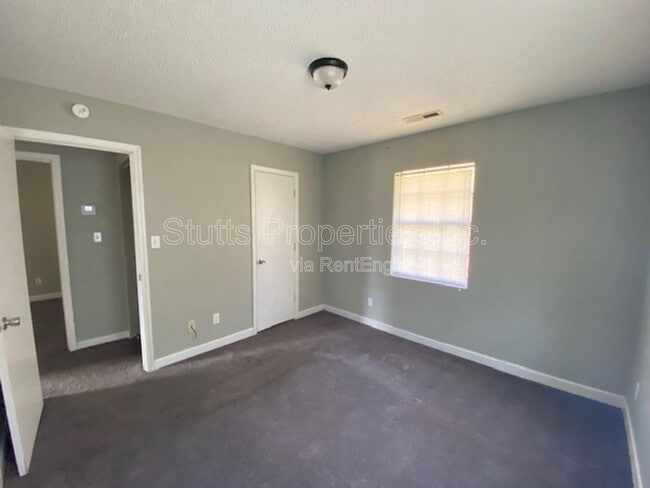 Photo - 545 Dulin St