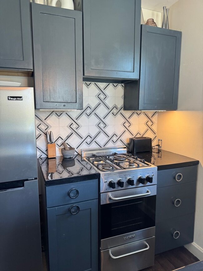 Photo - Adorable Garage Apartment Living in the Riverside Community