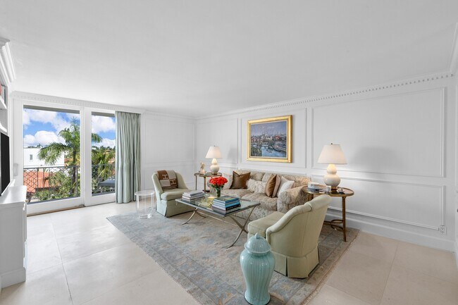 Photo - 354 Chilean Ave