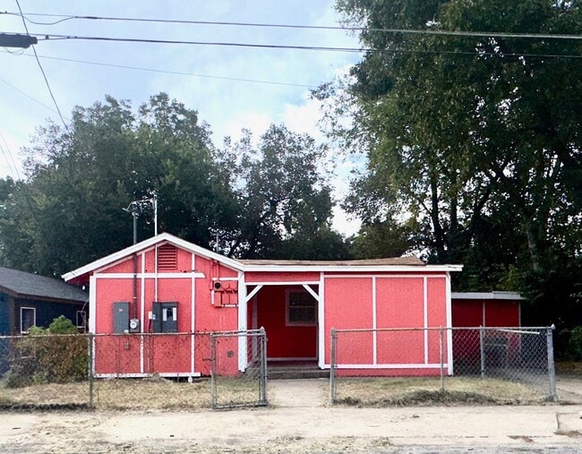 Photo - ave i Unit 604 W Ave I #A