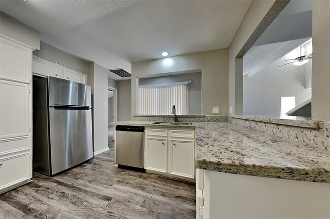 Photo - 13202 Ravensway Dr