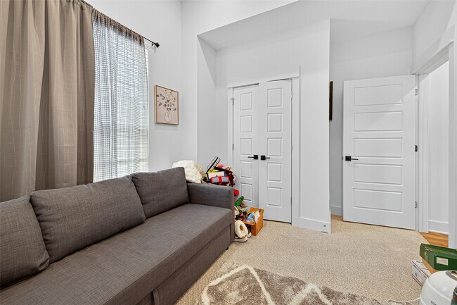 Photo - 778 W Tidwell Rd