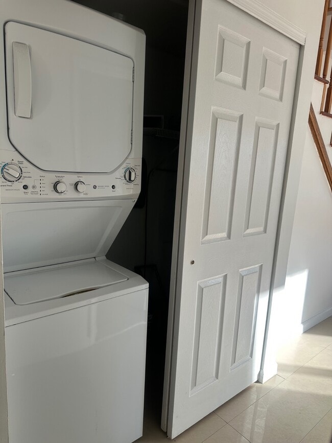 Photo - 377 Timber Ridge Dr