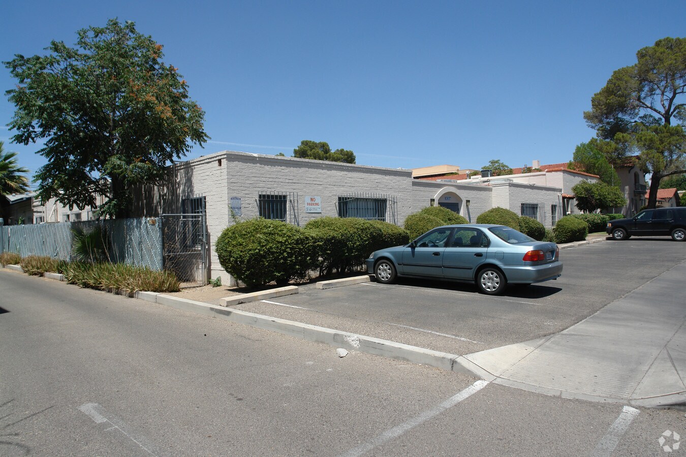 Photo - 1435 E 2nd St