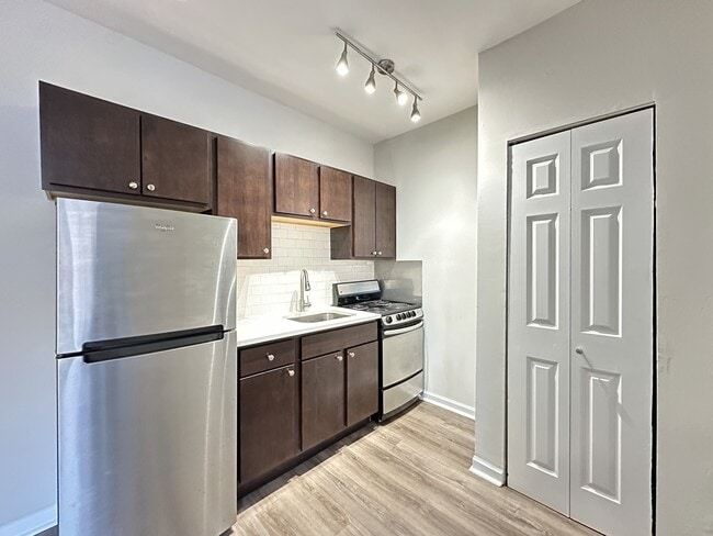 Photo - 1621 N Humboldt Blvd Unit J01P