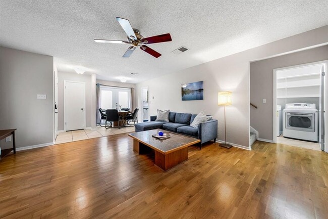 Photo - 3222 Tamarron Blvd