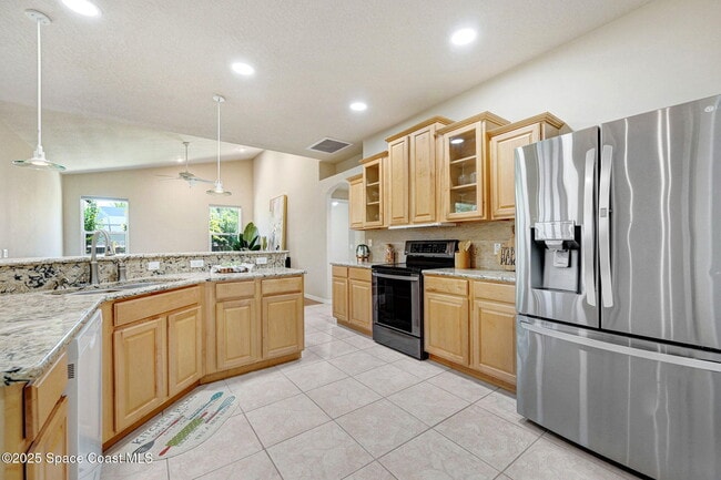 Photo - 178 Cove Loop Dr