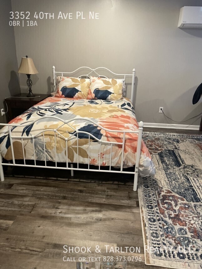 Photo - 3352 40th Ave Pl NE