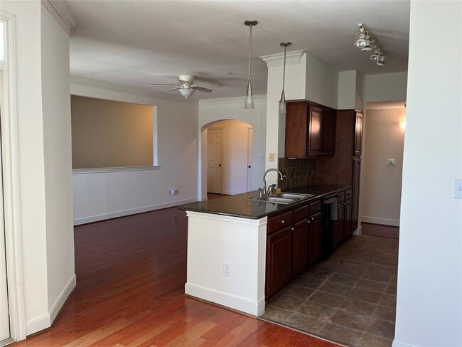 Photo - 7701 Rialto Blvd Unidad 1326 Rental