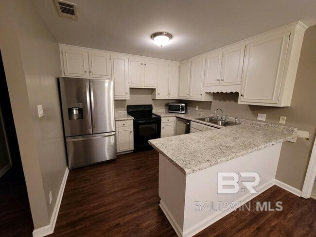 Photo - 105 Lively Cir