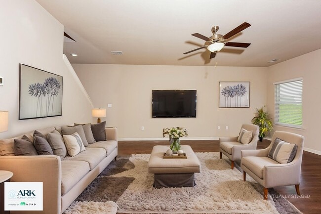 525 Clover Cir