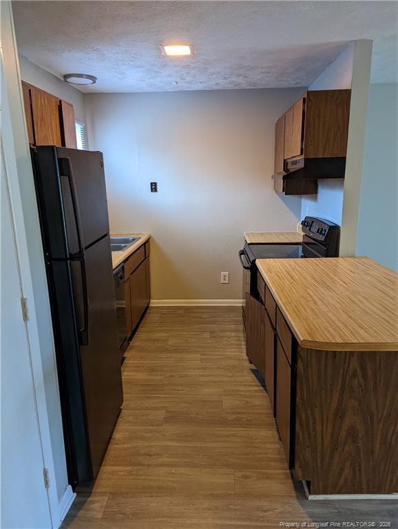 Photo - 941 Applewood Ln