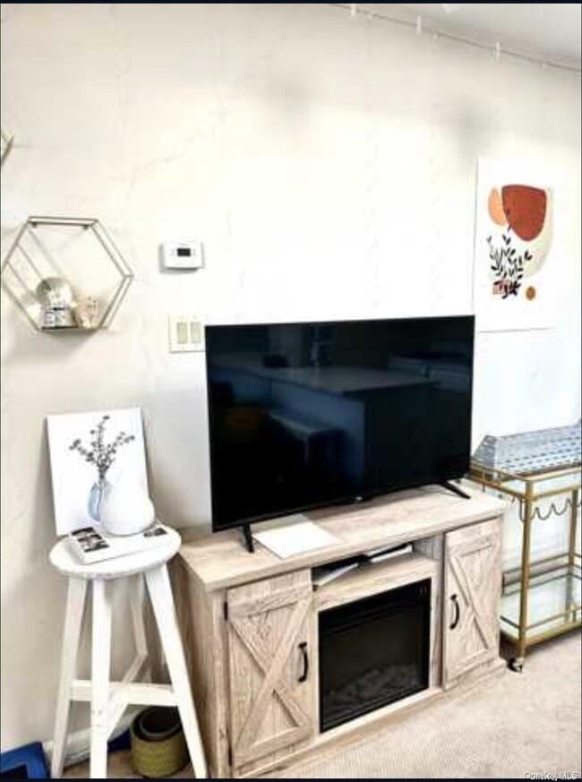 979 Oceanfront Unit 8