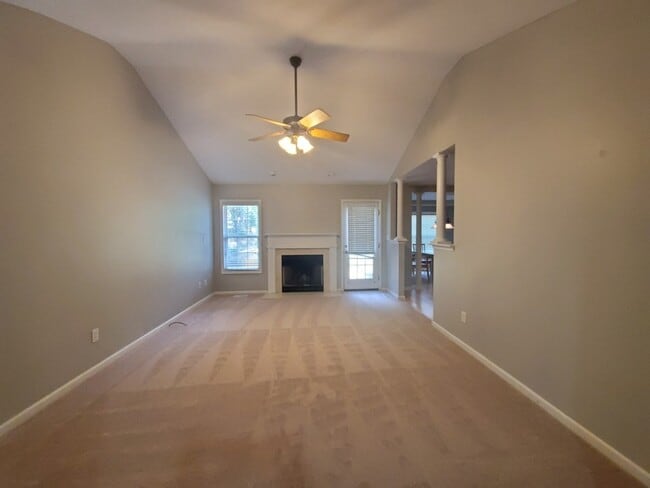 Photo - 426 Northview~ Sunset Ridge