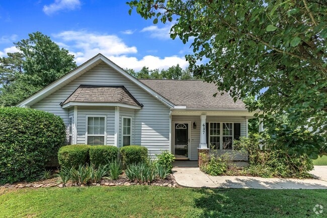 Building Photo - **Cute 3/2 Bungalow in Flaherty Farms** Rental
