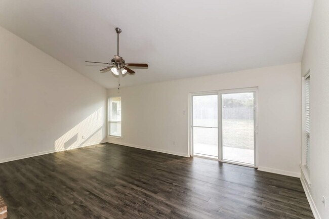 Photo - 22107 Cimarron Pkwy