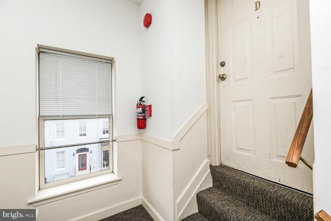 Photo - 1 W Henrietta St Unit APT D