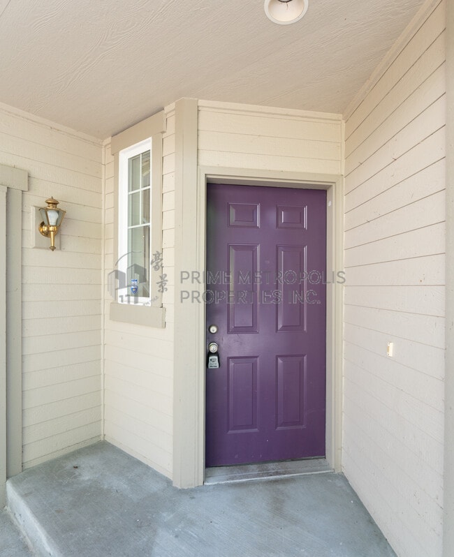 Photo - 9808 NE 130th Pl