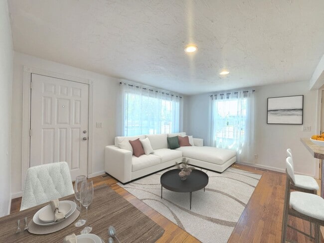 Photo - $2,495 - 3 Bed / 2 Bath Charming Home in Shadle Area with Utilities Included in Rent