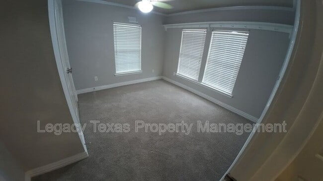 Photo - 414 Woodard Ave